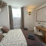Luxury 2-Bed Duplex - London